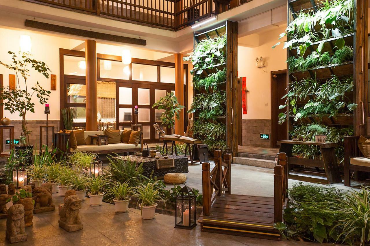 Dali Yanyuan Mountain Retreat Hotel