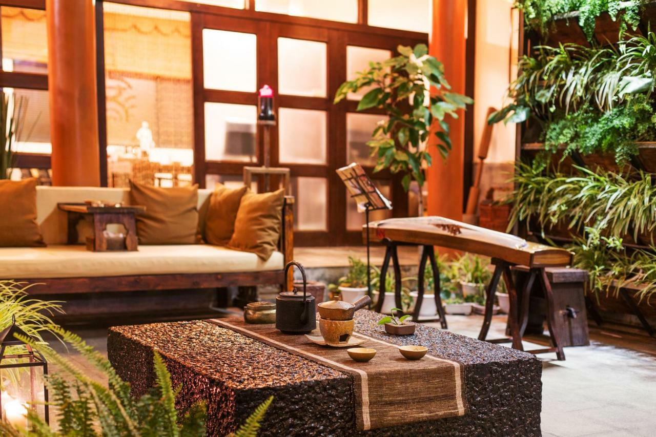 ホテル Dali Yanyuan Mountain Retreat 大理市